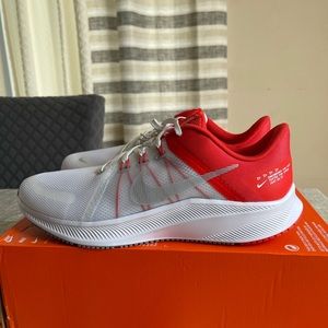 Nike Quest 4 White Red Mens Running Shoes Size 11